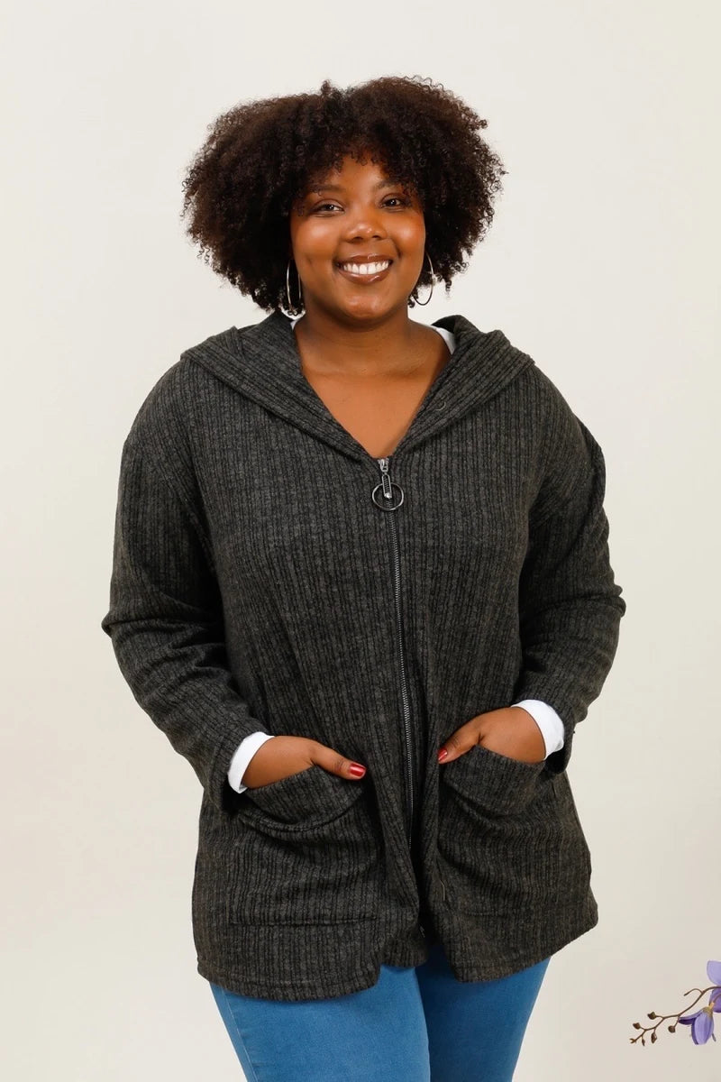 Veste à lignes avec capuche matière douce