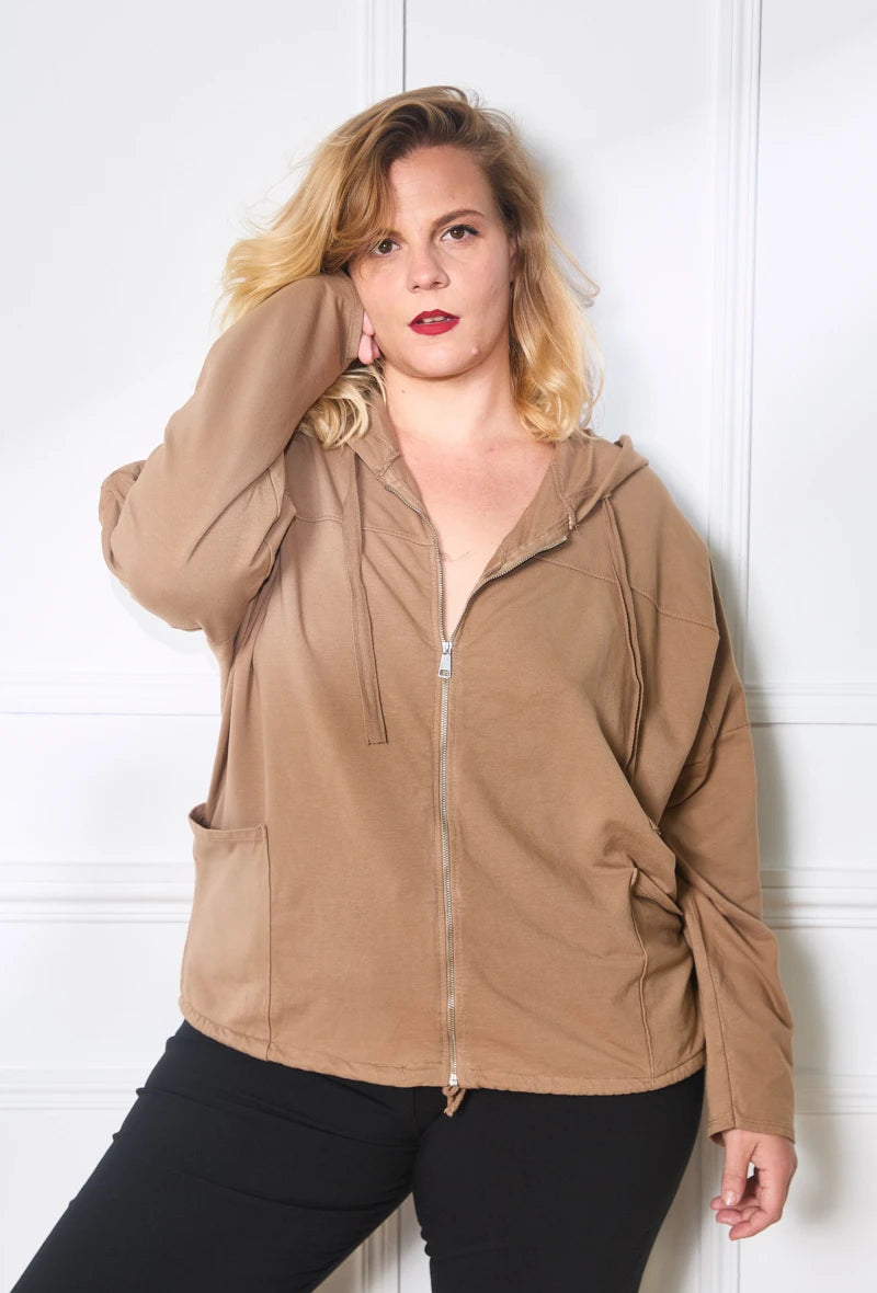 Gilet avec tirette à capuche coloré