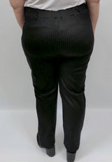 Pantalon noir avec ligne vert. - Mami