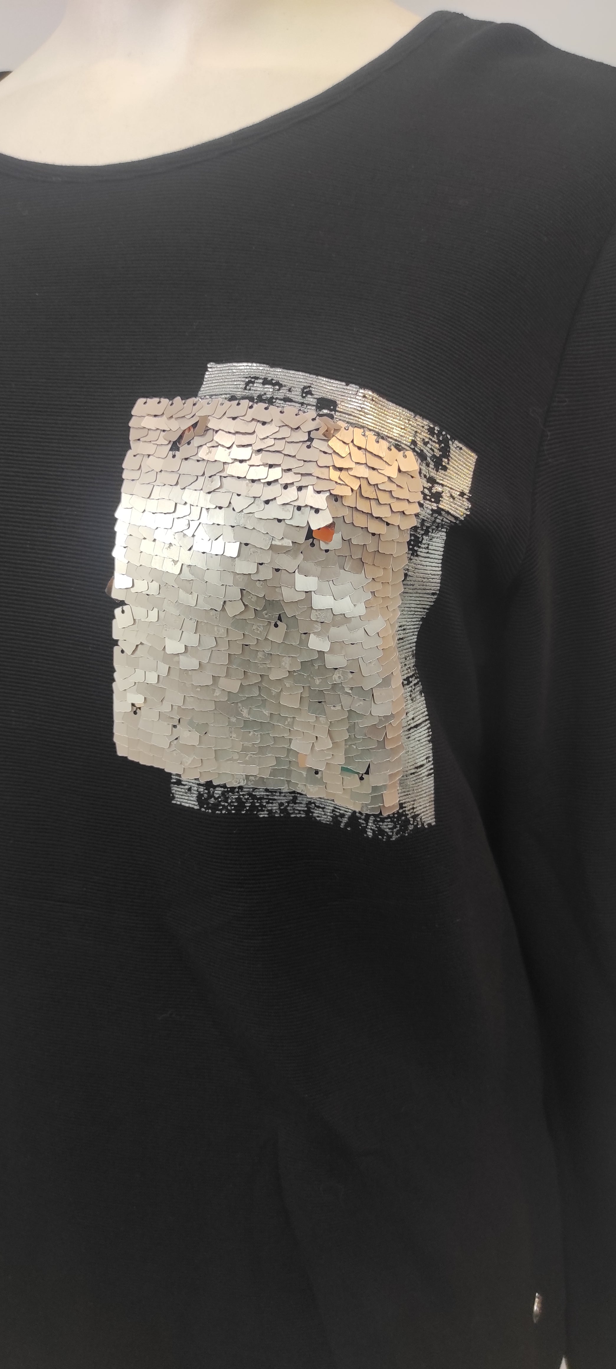 Pull sweat avec sequins et lien bas