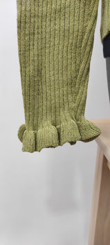 Pull léger col V avec 3 boutons