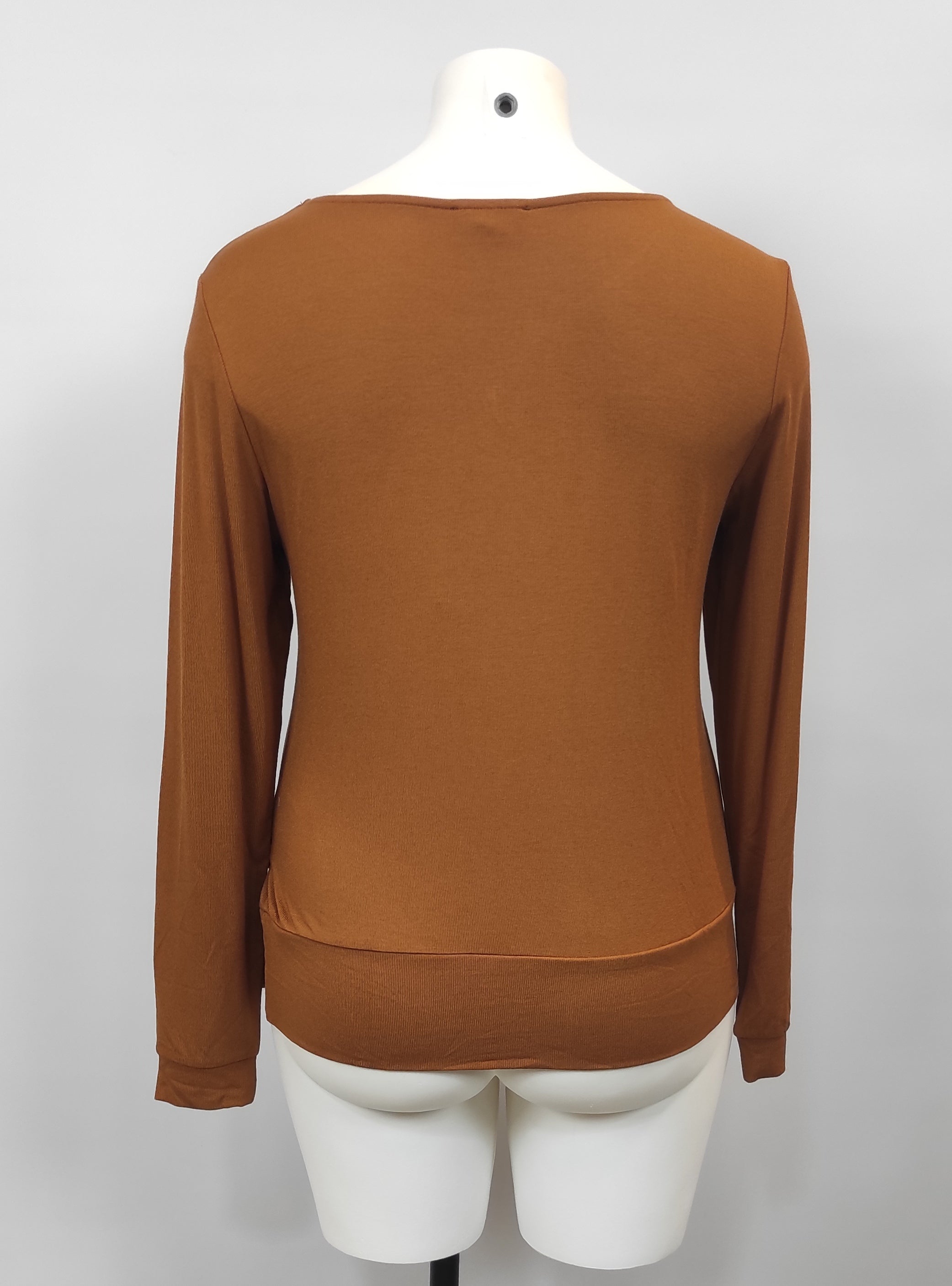 T-shirt avec noeud taille