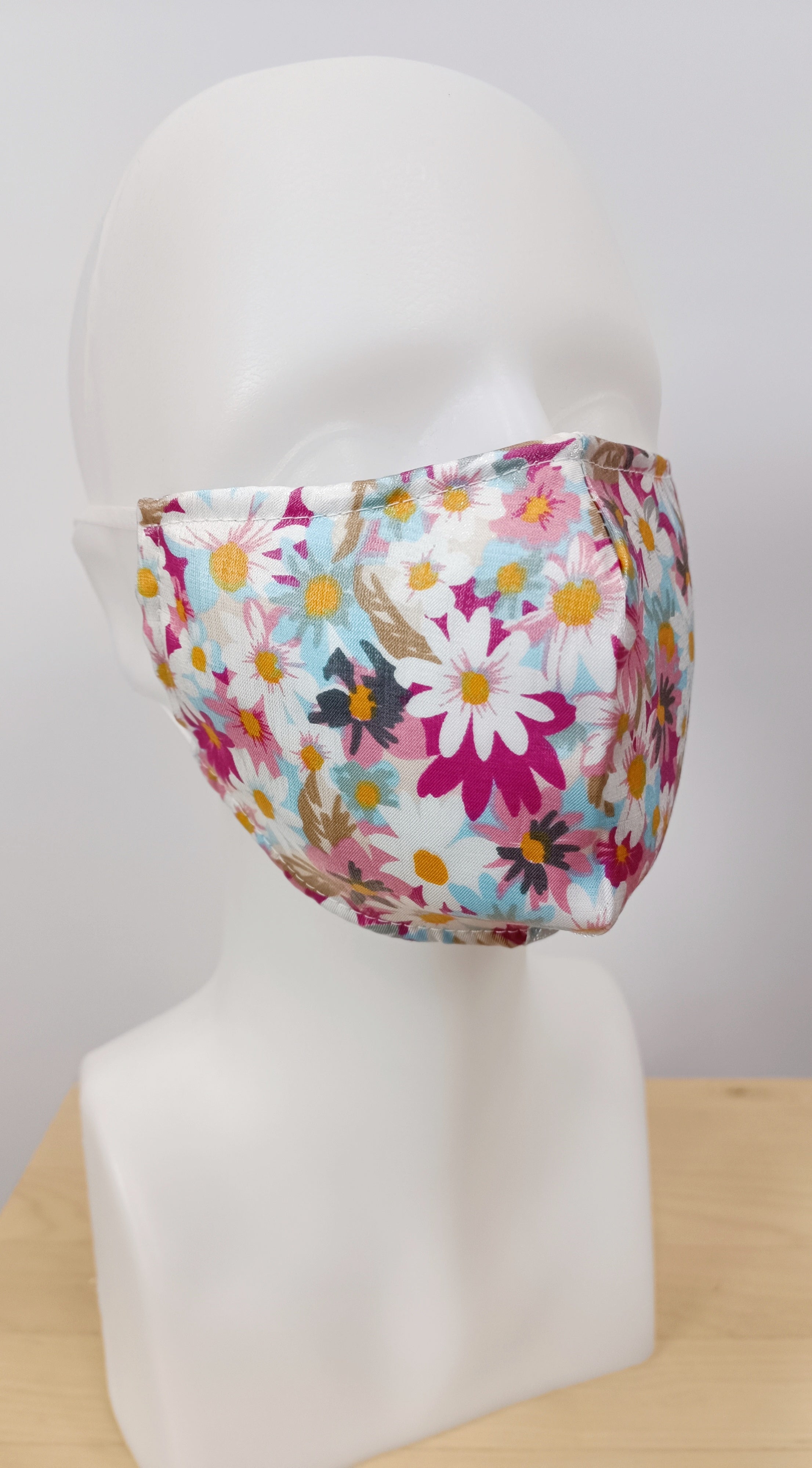 Masque - Marguerite Fuchsia