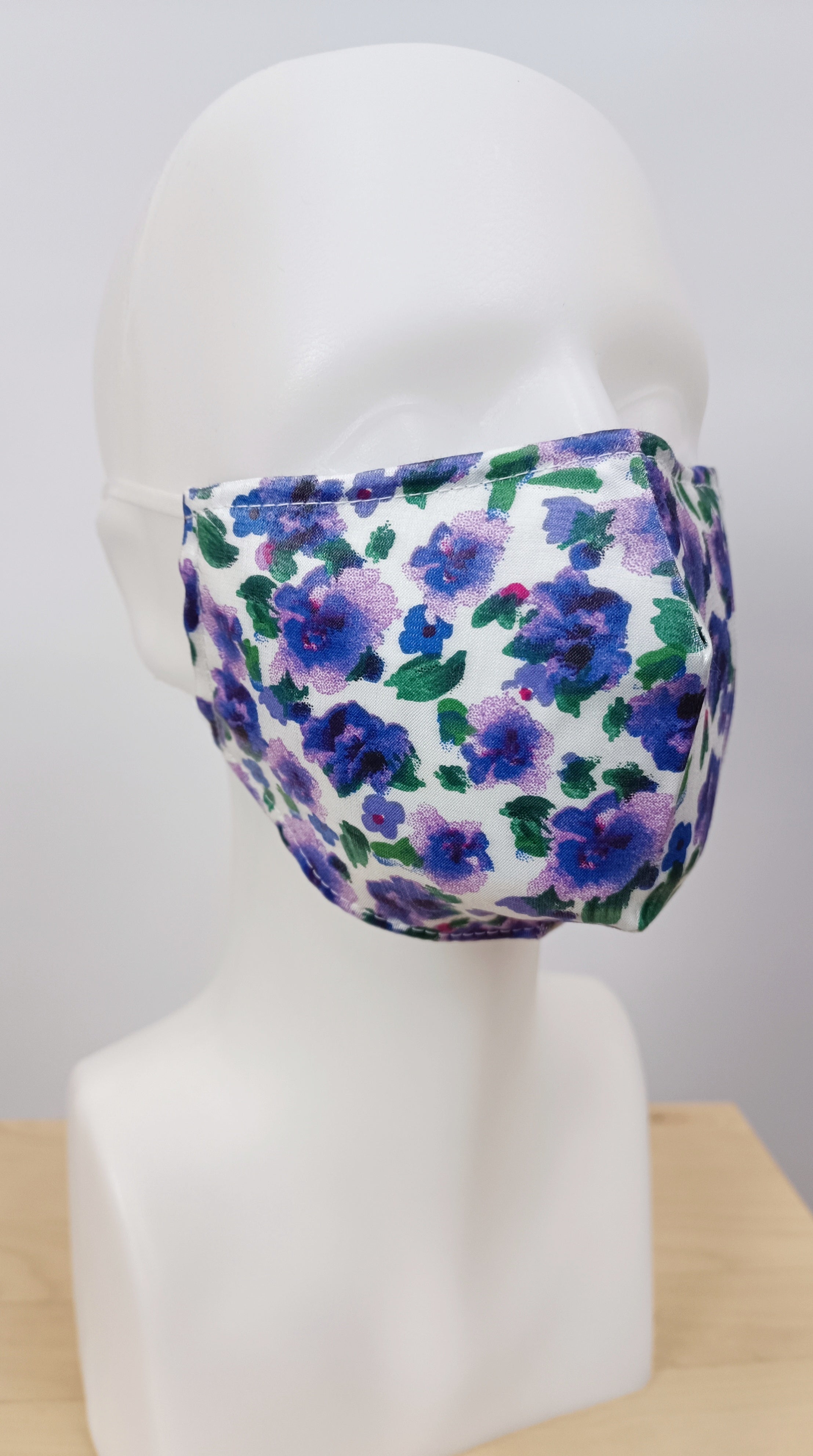 Masque - Fleurs violettes