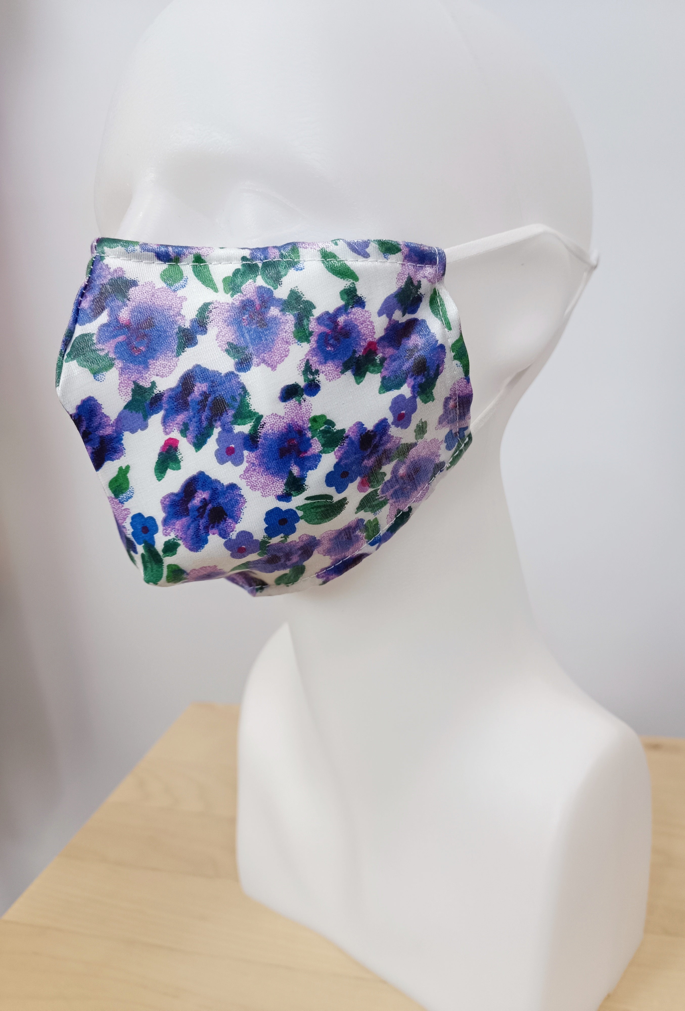 Masque - Fleurs violettes